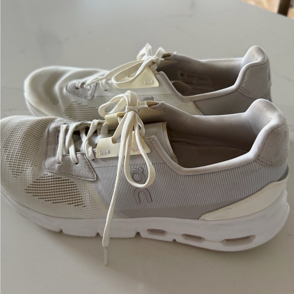 On Running White Lace-Up Sneakers